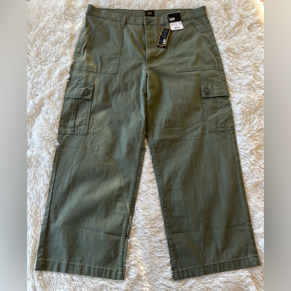 Lee | Heritage Loose Striaght Green Wide Leg Cargo Pants - Picture 3 of 9